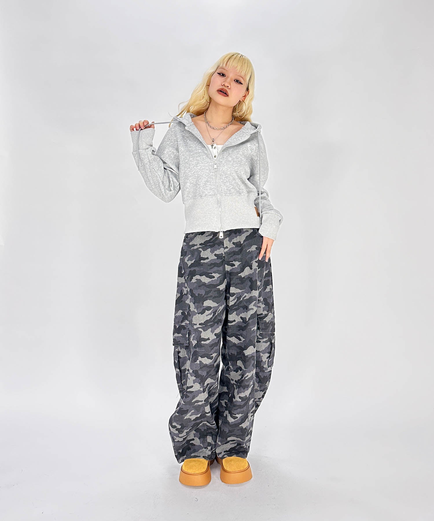 ツーウエイトパーカー