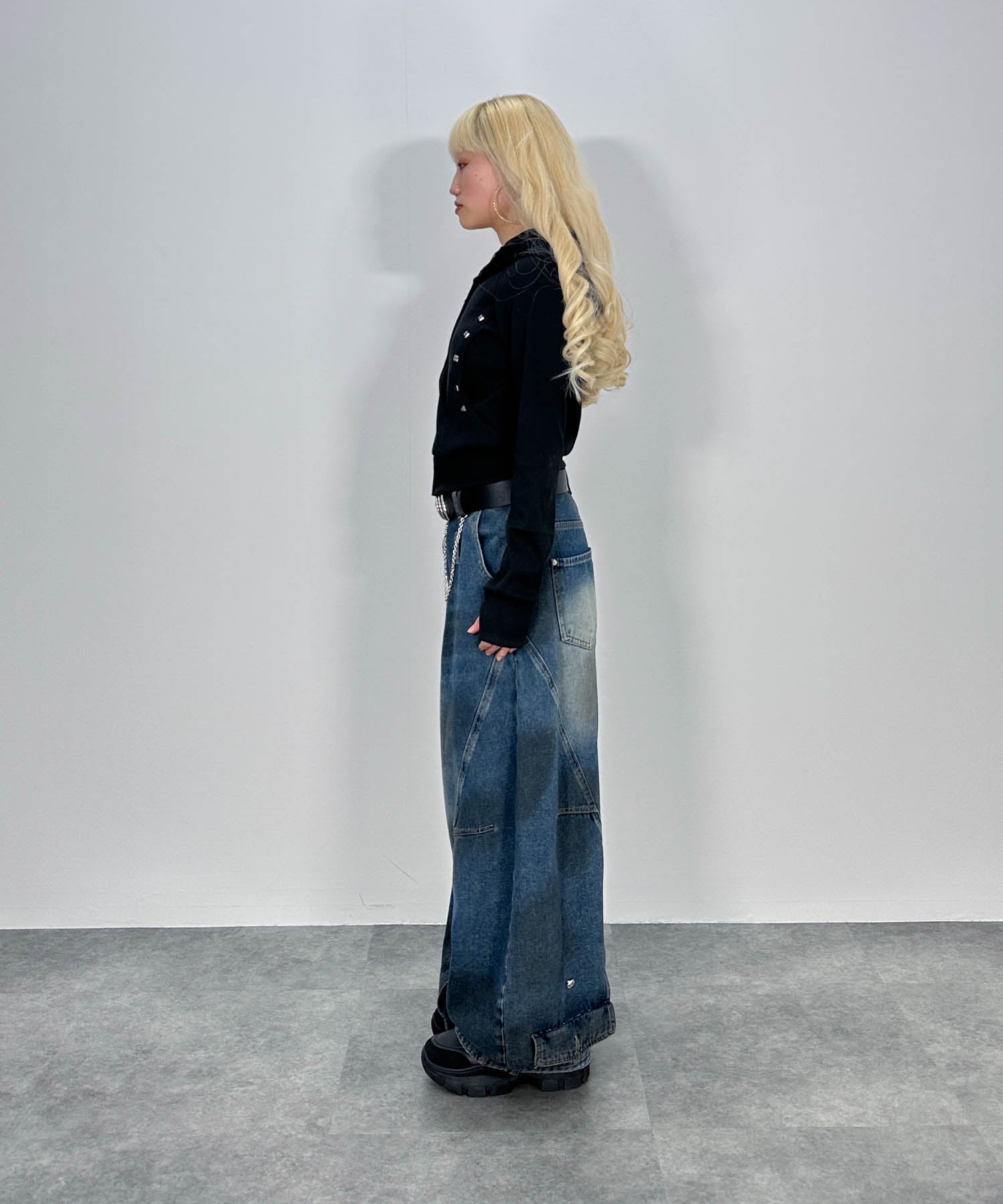 スタッズリブフードパーカー