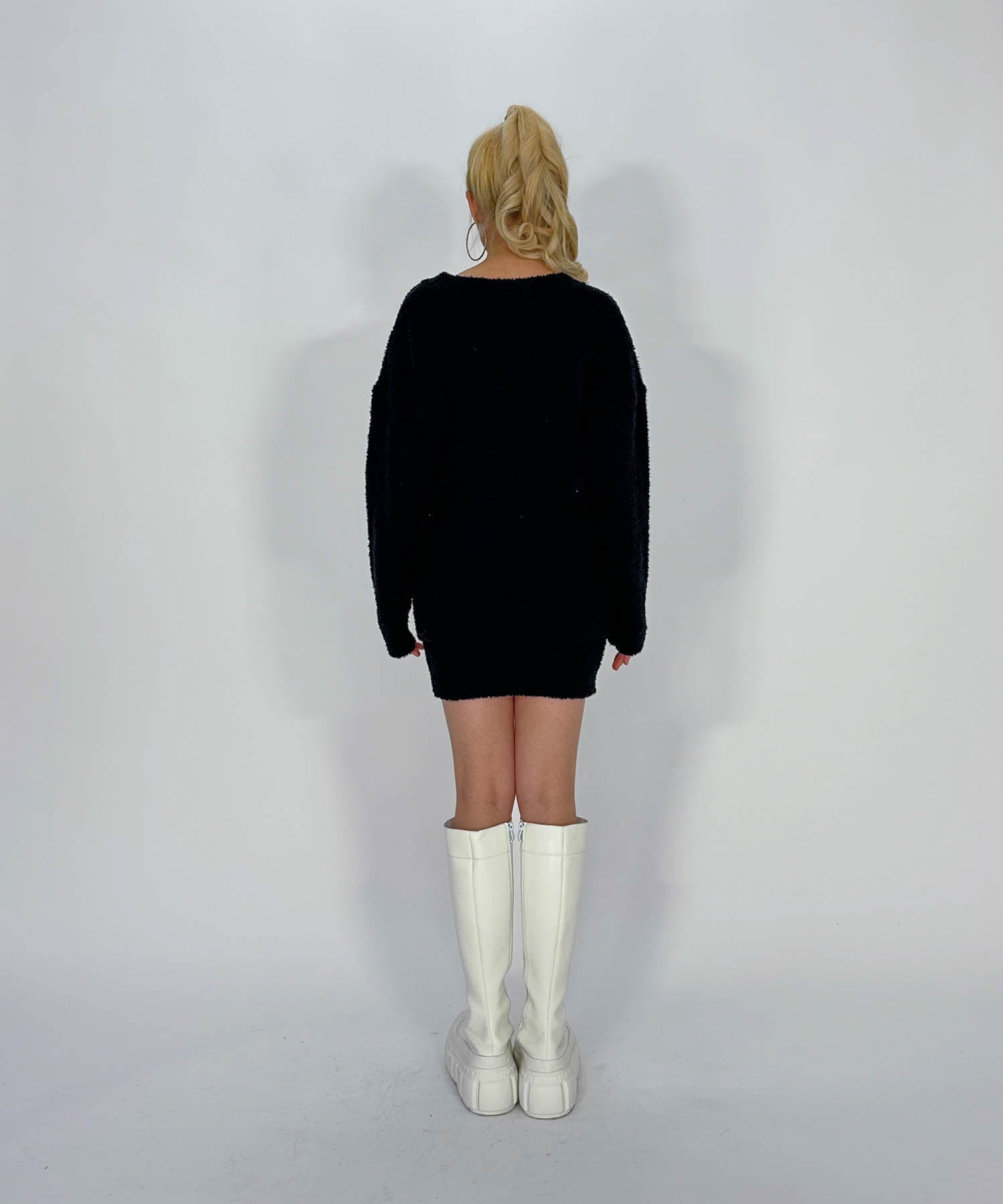 Vネックオーバーニットセットアップ