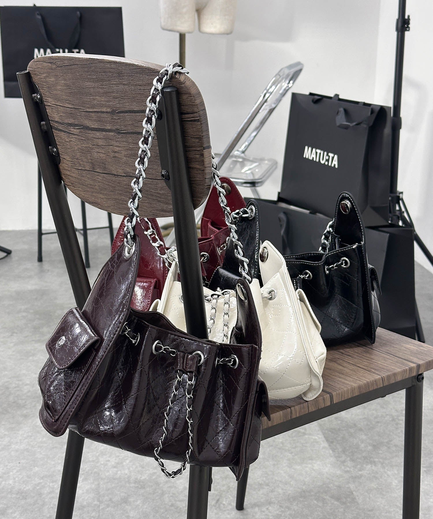 チェーンキルティングジェニーバッグ