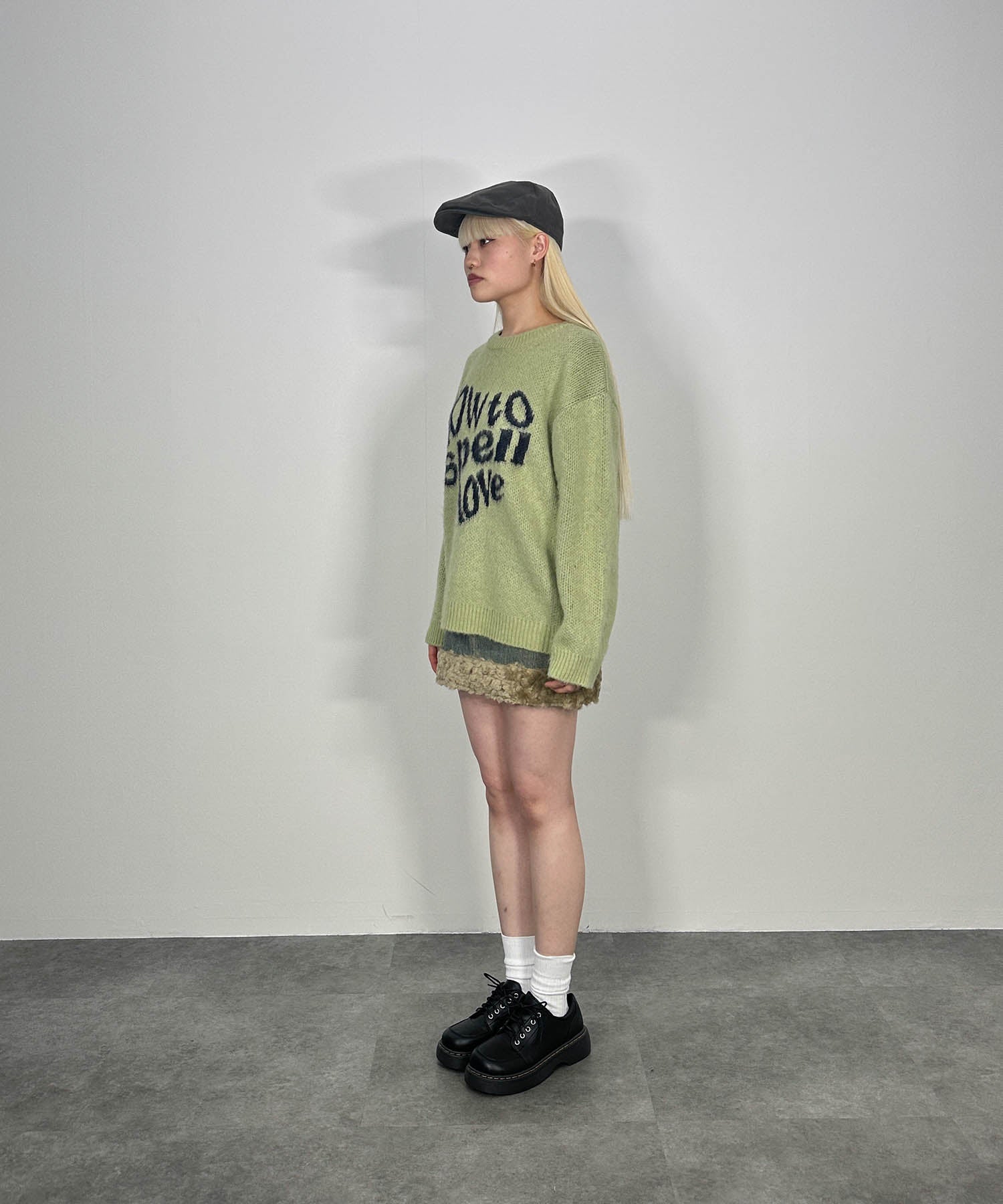 ハートレタリングニット