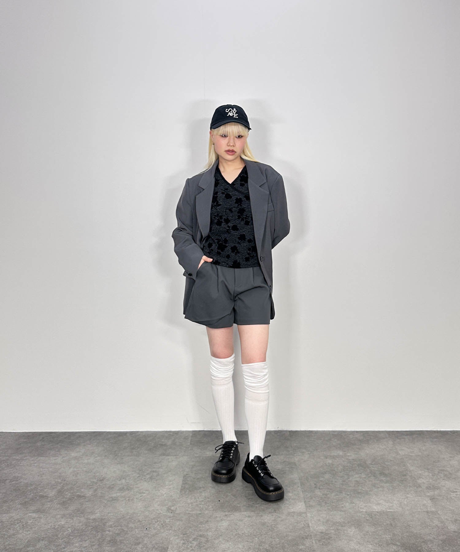 花柄フロントクロスニット