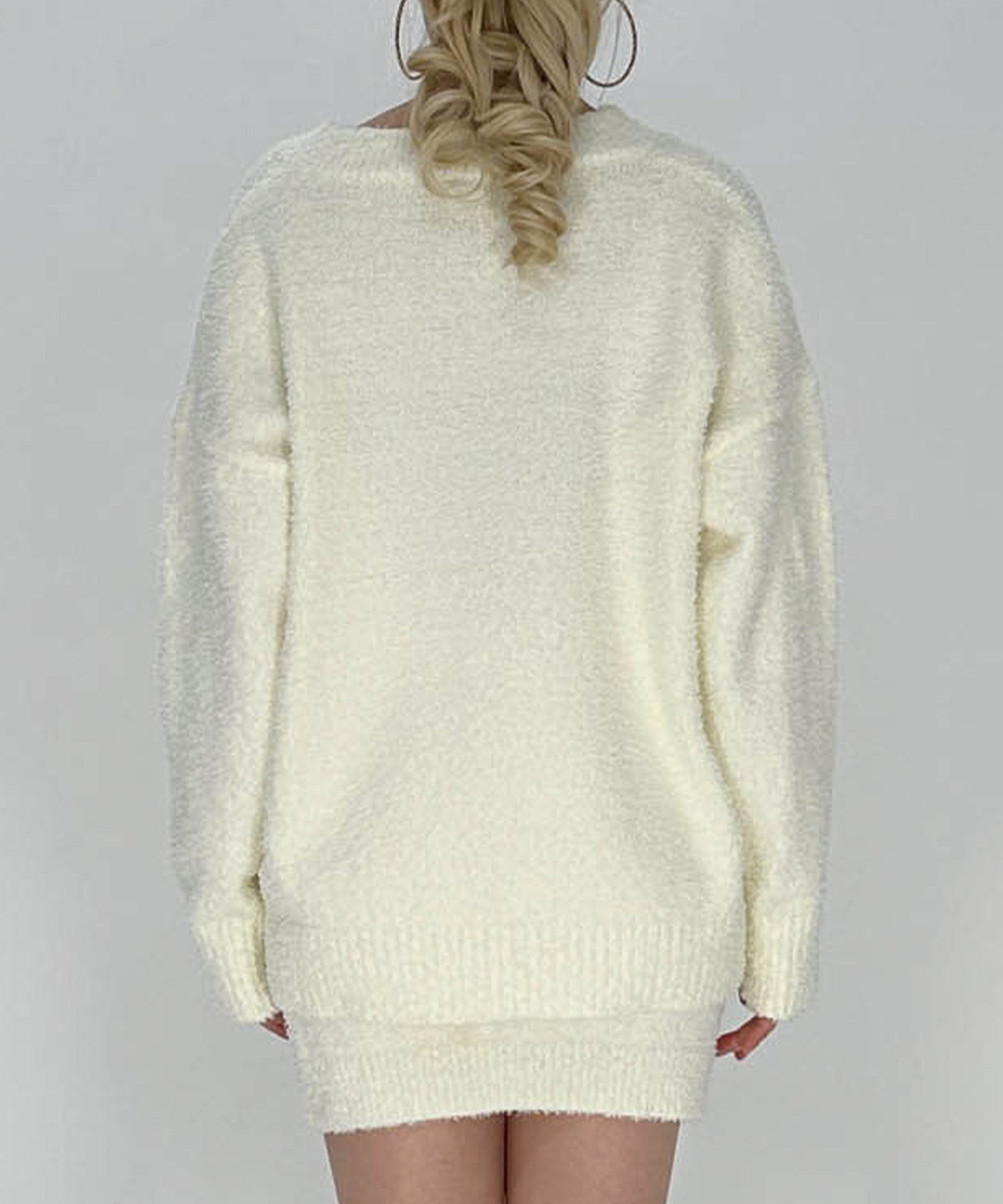 Vネックオーバーニットセットアップ