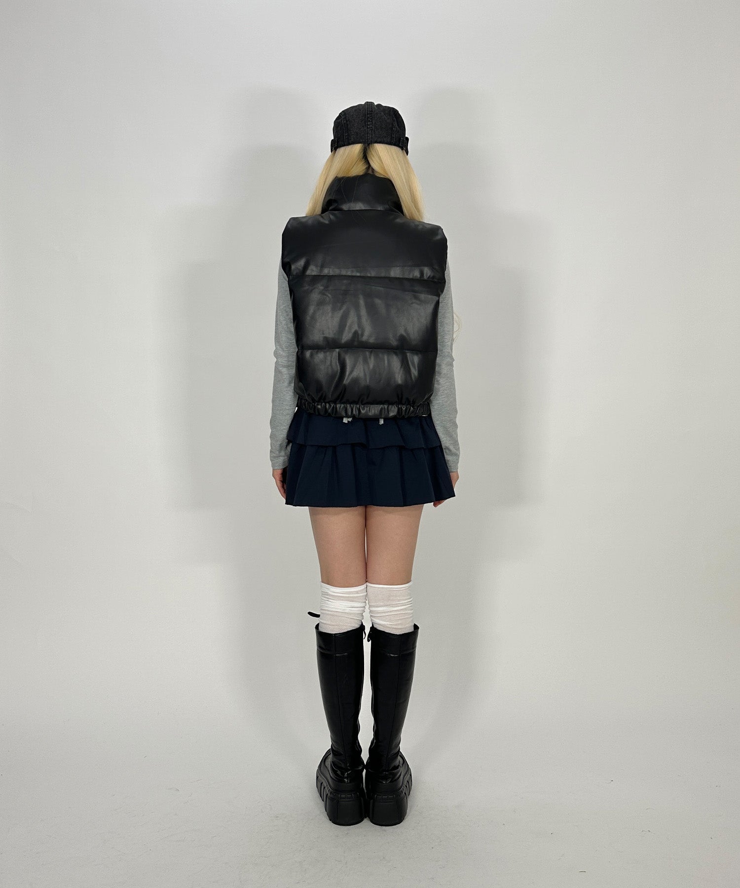 合皮レザーダウンベスト