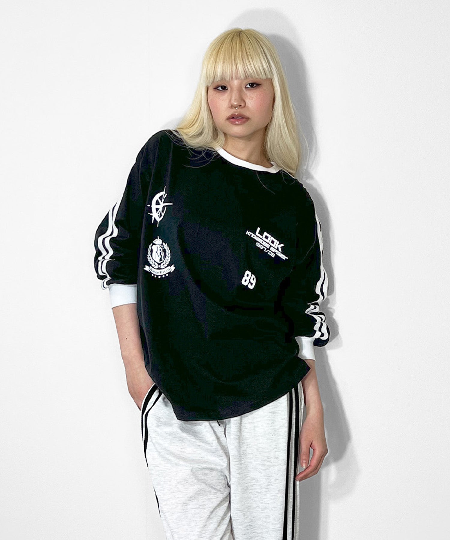 ユニフォーム風ロングTシャツ