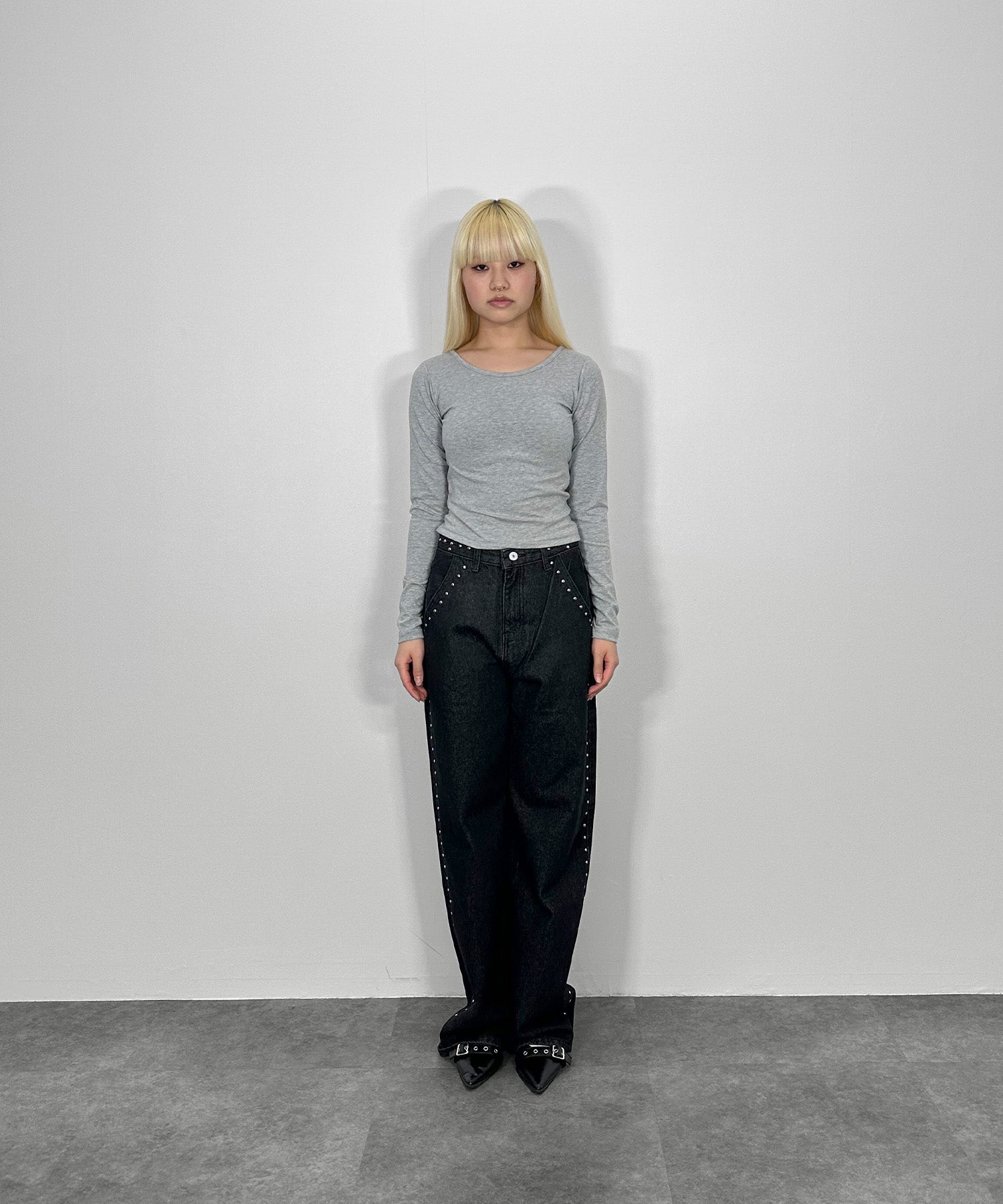 バックダブルストラップロングTシャツ