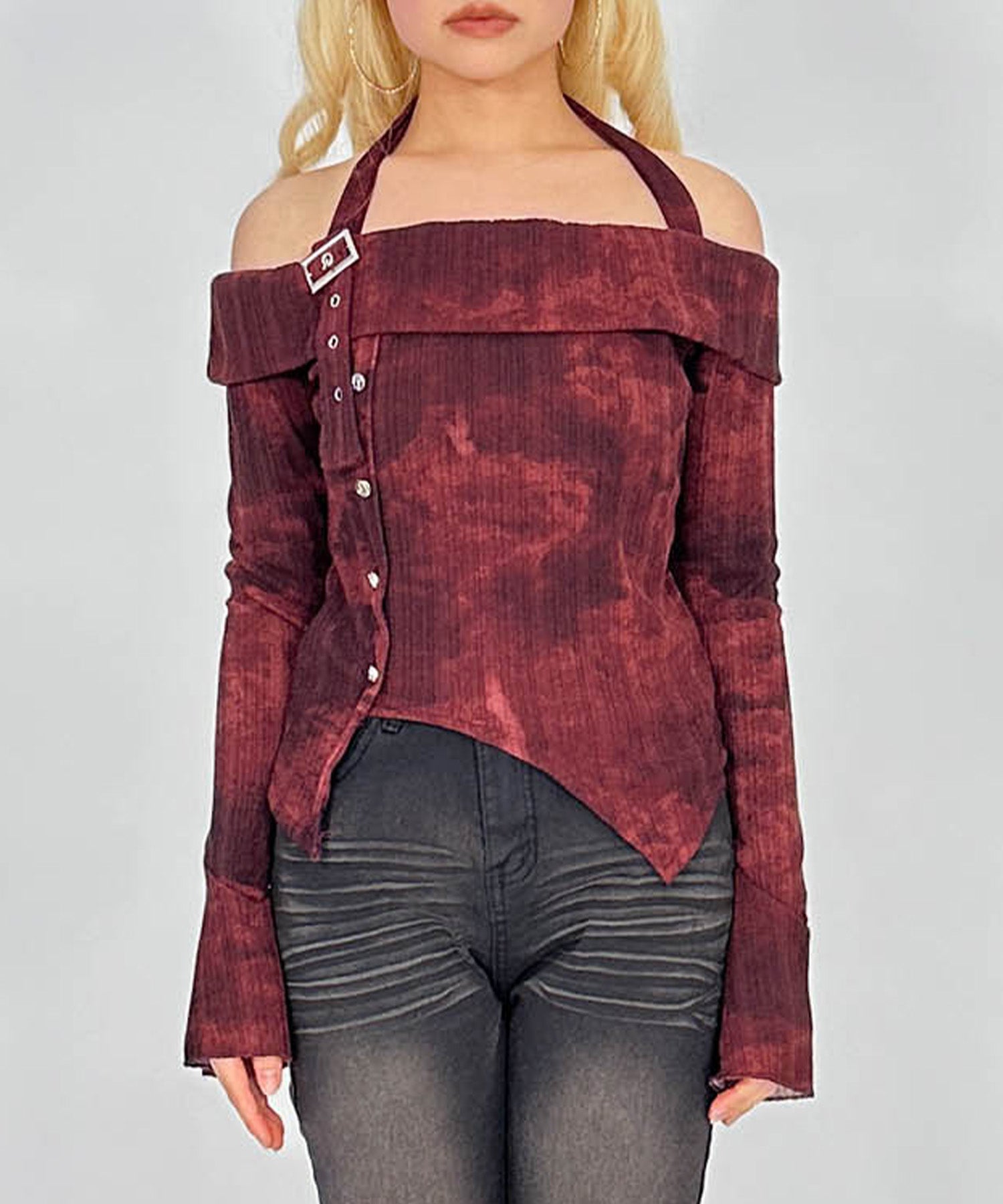 ホルターネックショルダートップス