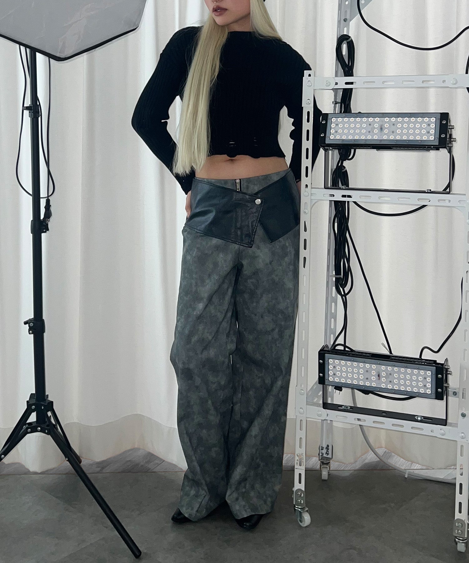 ラップウエストPUレザーパンツ