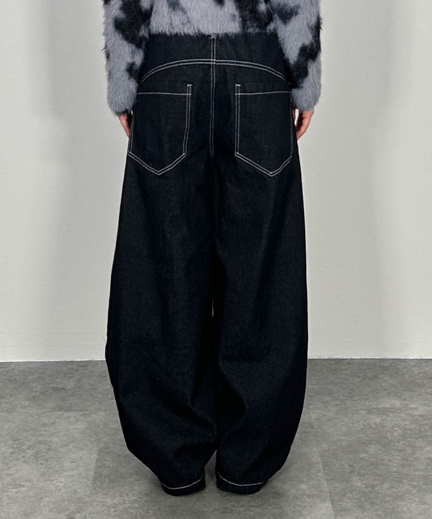 ギミックデザインバギーカーブデニム