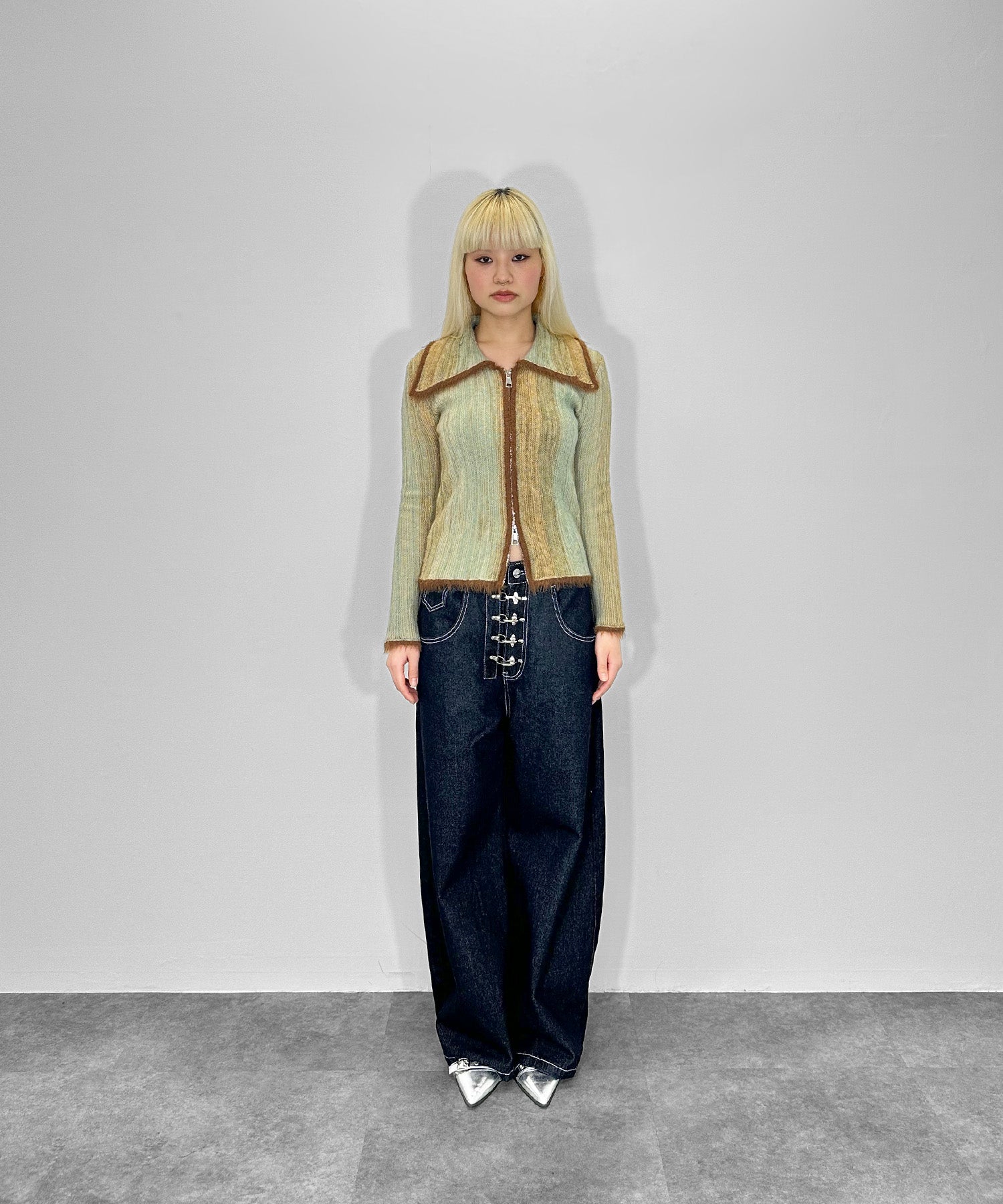 ファートリムジップトップス