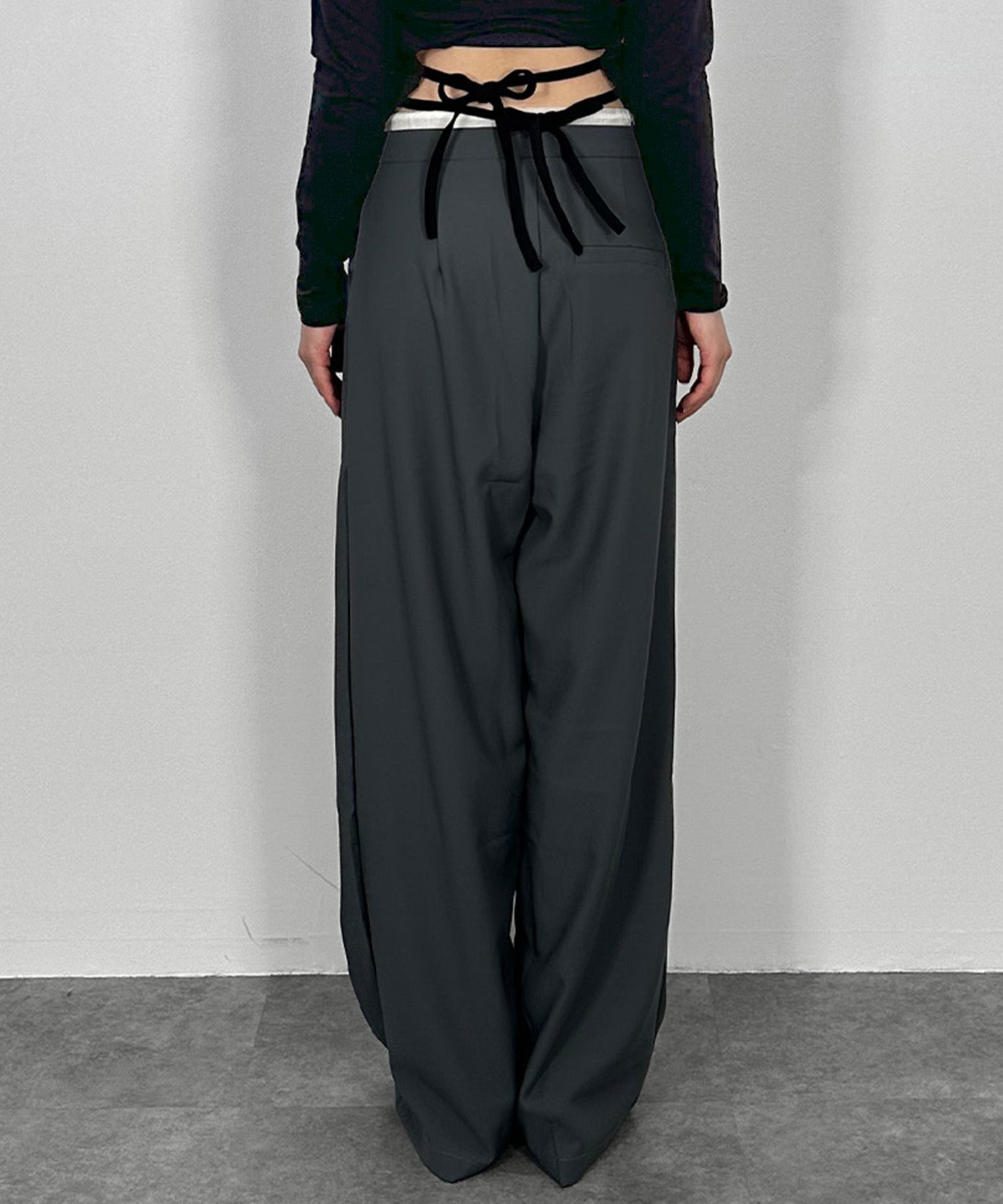 ウエストレイヤードスラックス