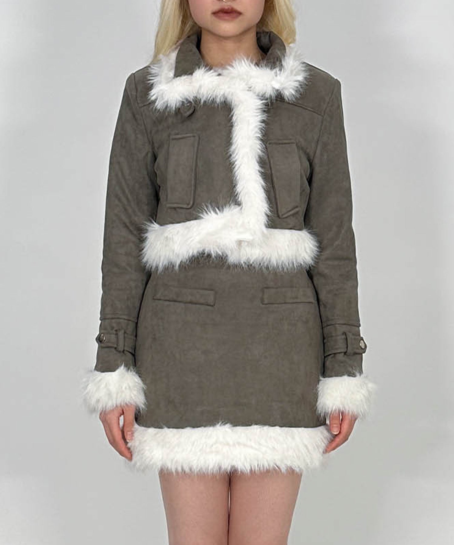 スウェードフェイクファーセットアップ