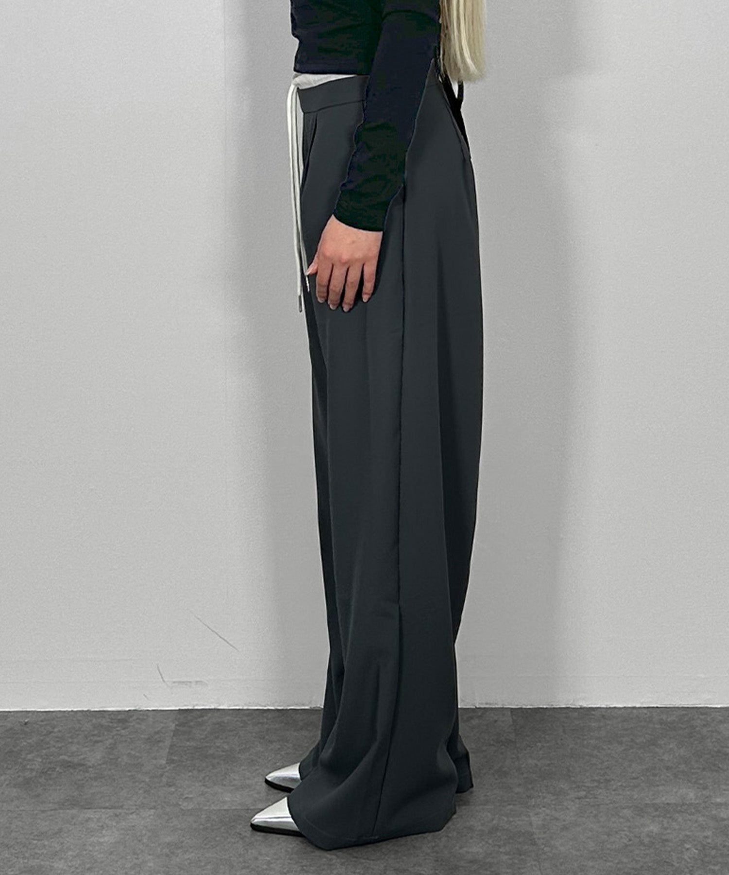 ウエストレイヤードスラックス