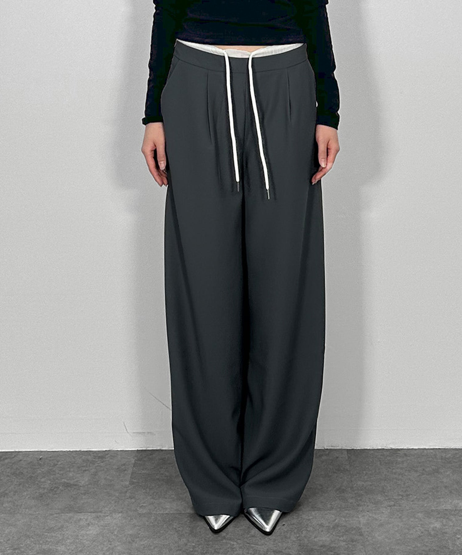 ウエストレイヤードスラックス