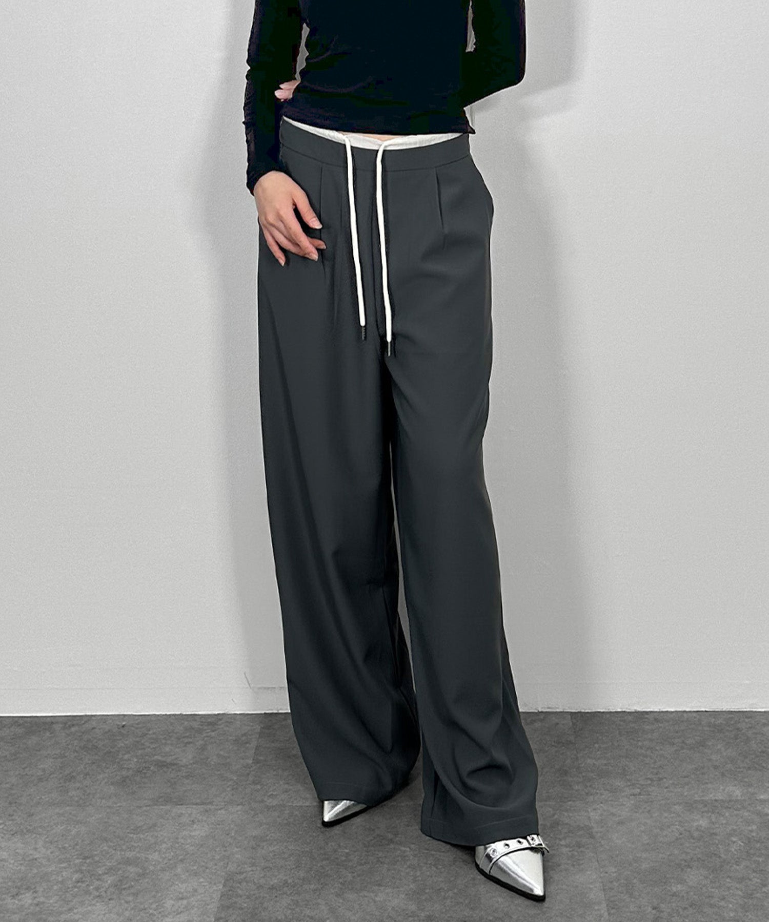 ウエストレイヤードスラックス