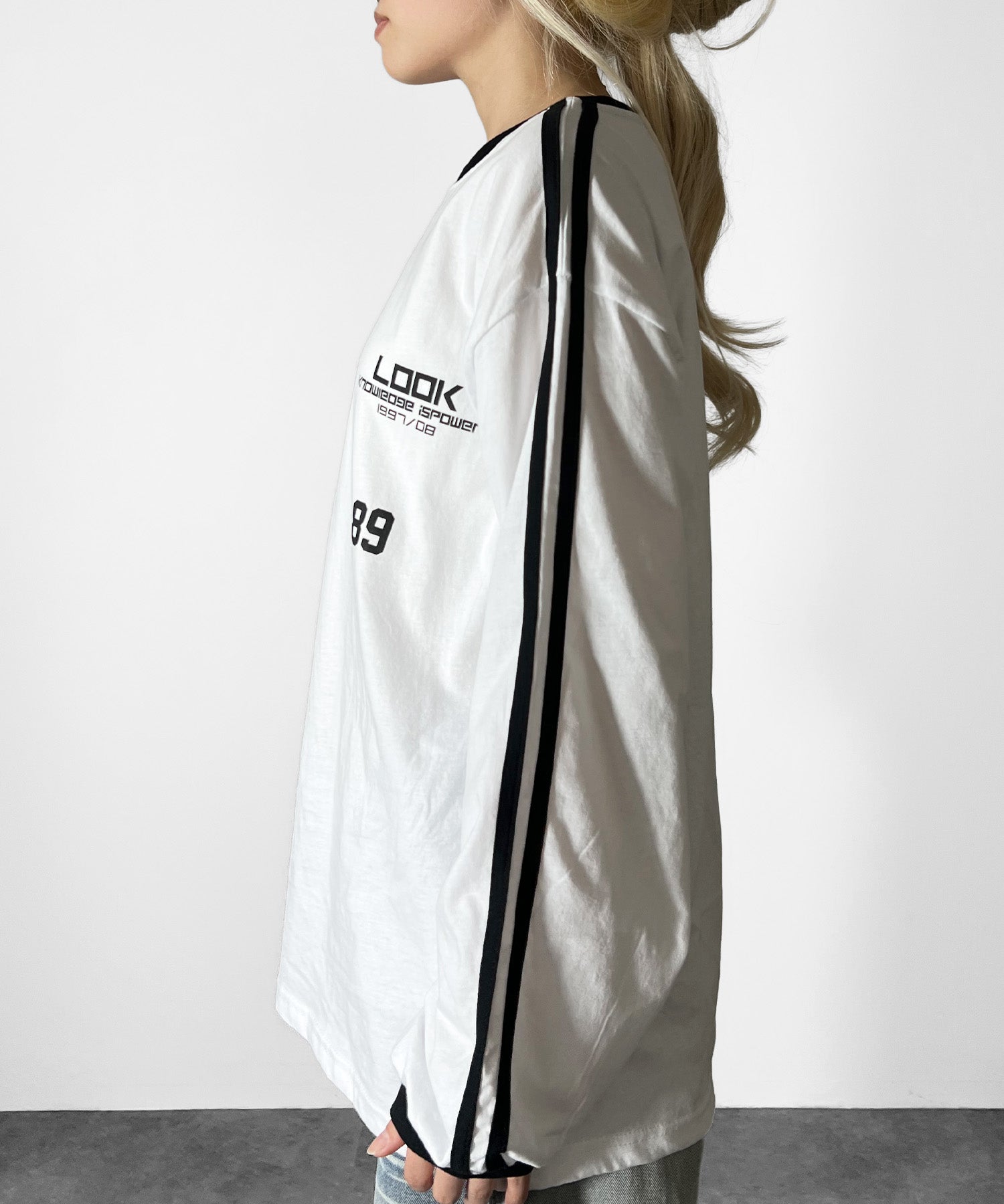 ユニフォーム風ロングTシャツ