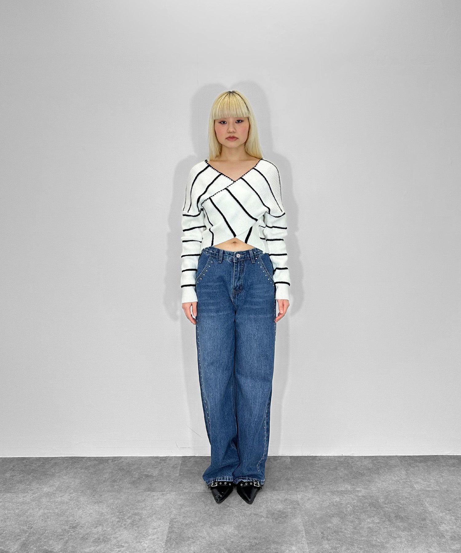 クロスオフショルストライプニット