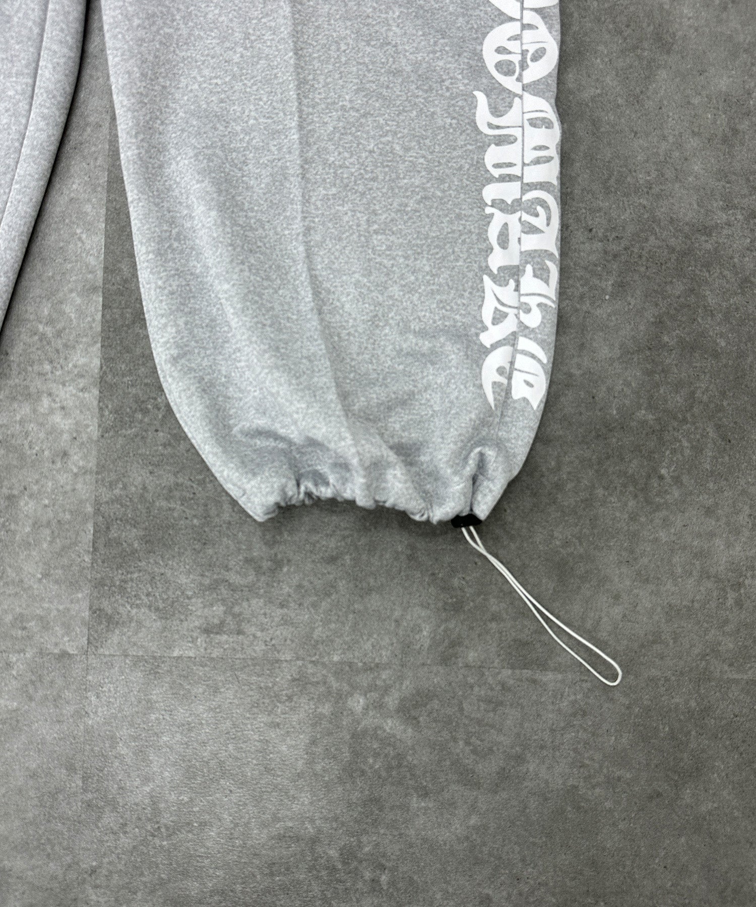 クロムレタリングスウェットパンツ