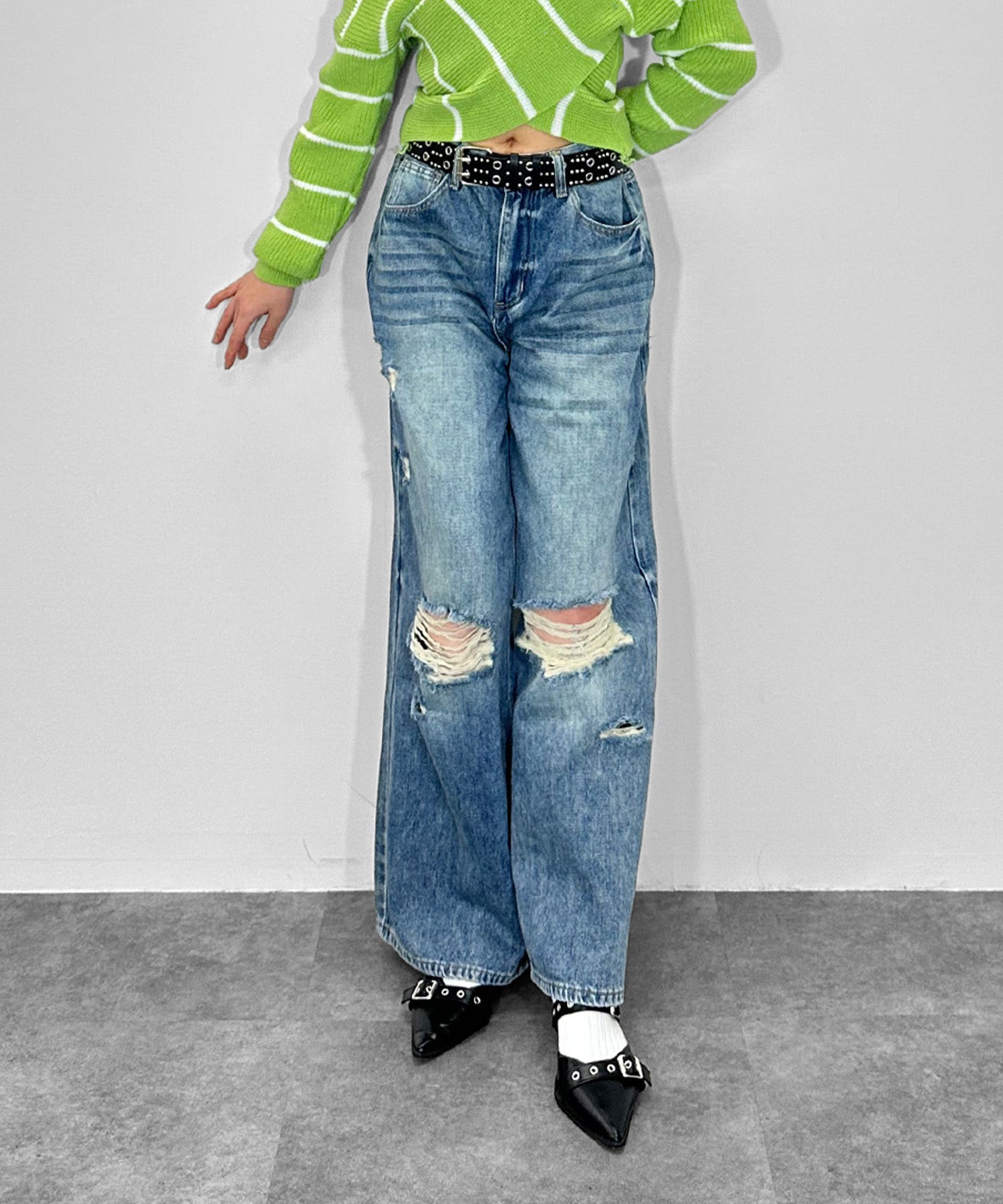 ダメージエンボスデニム