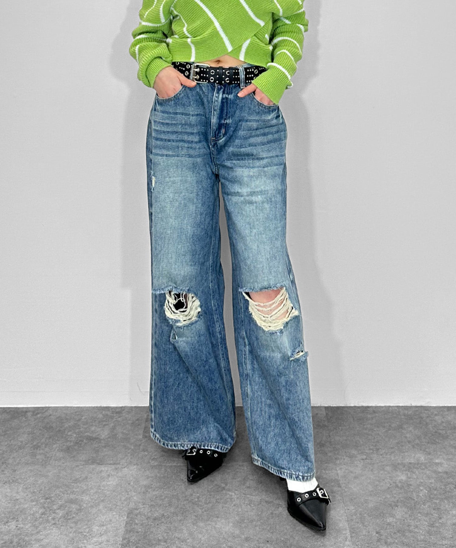 ダメージエンボスデニム