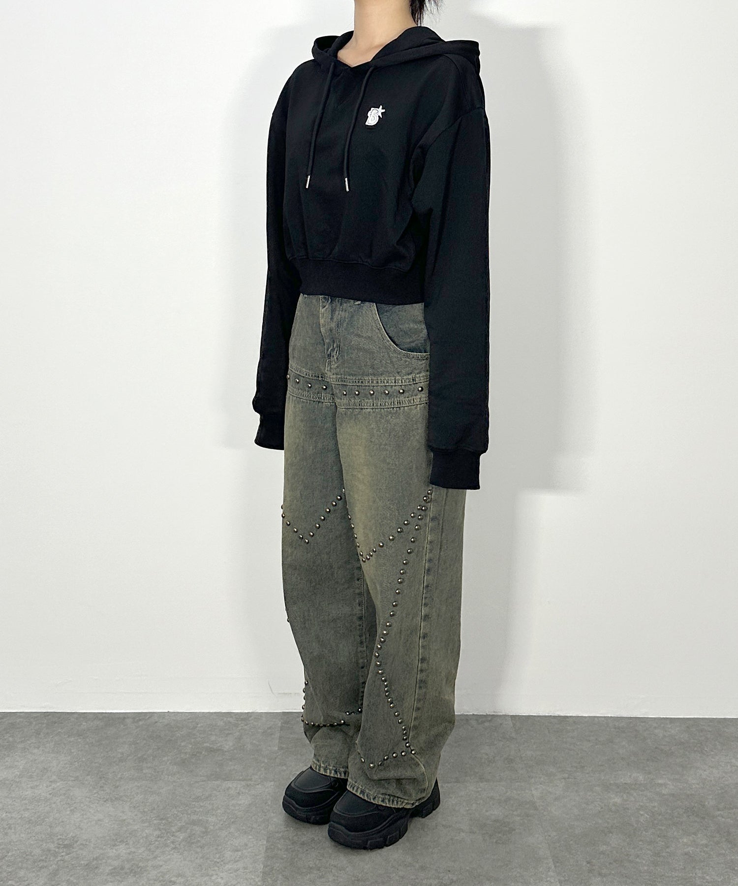 CROPPED HOODIE