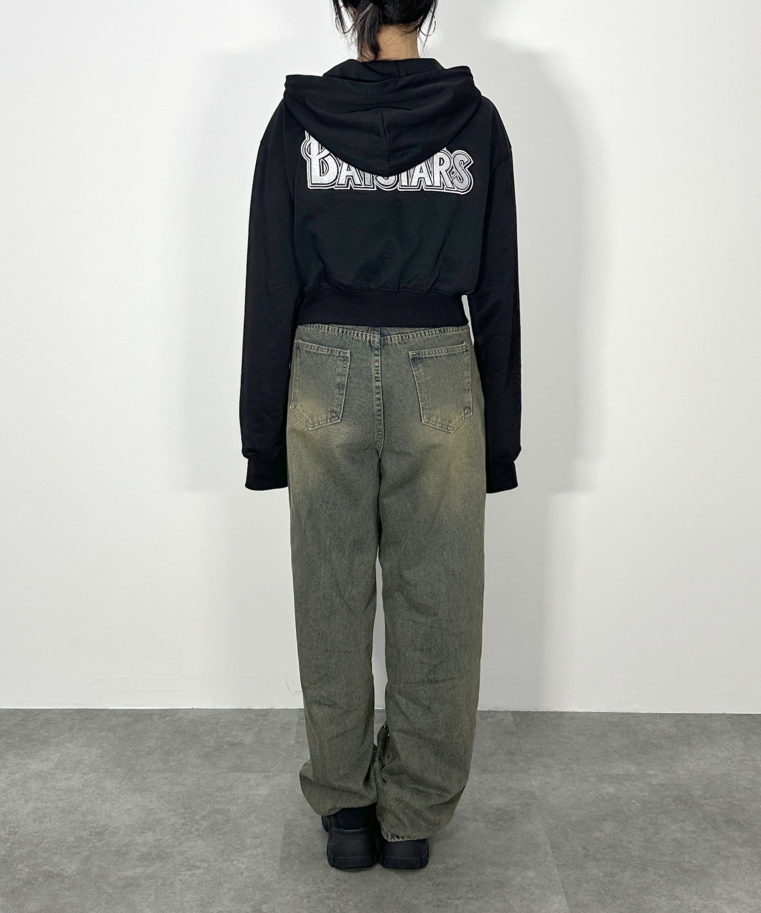 CROPPED HOODIE