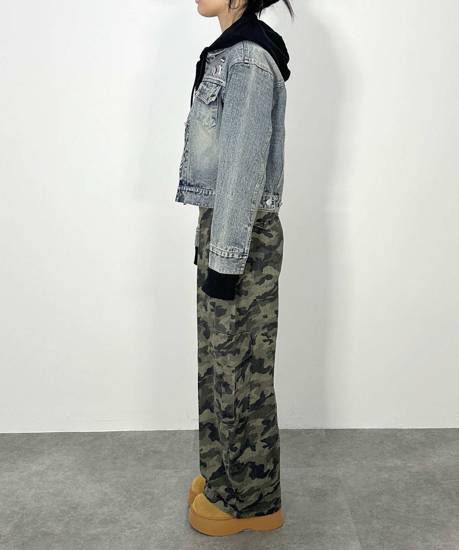 DENIM JACKET
